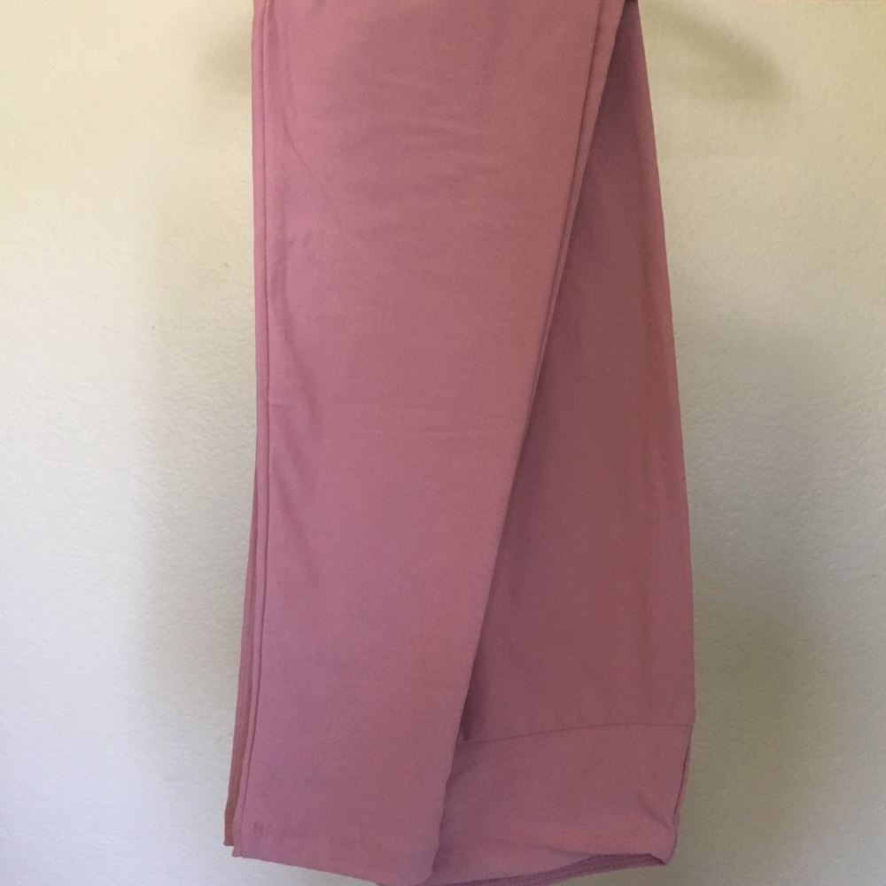 SOLD New LulaRoe Leggings One Size